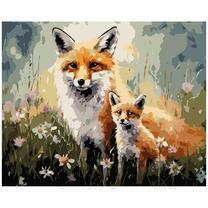 Мама лиса с лисёнком на лугу